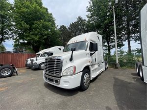 2015 FREIGHTLINER CASCADIA 125 8027324930